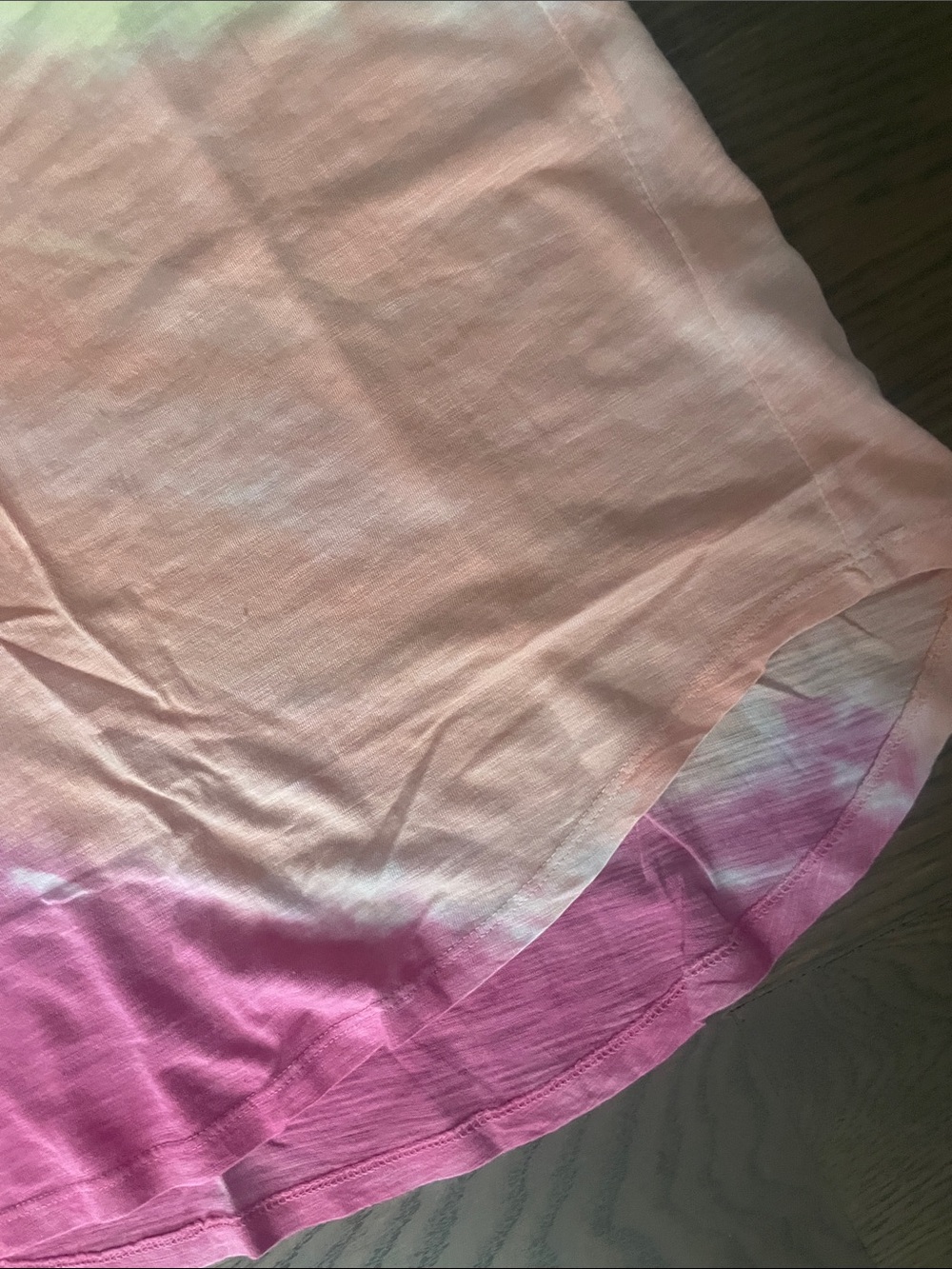 Cable & Gauge Pastel Tie-Dye V-Neck Short Sleeve Top - Picture 4 of 4